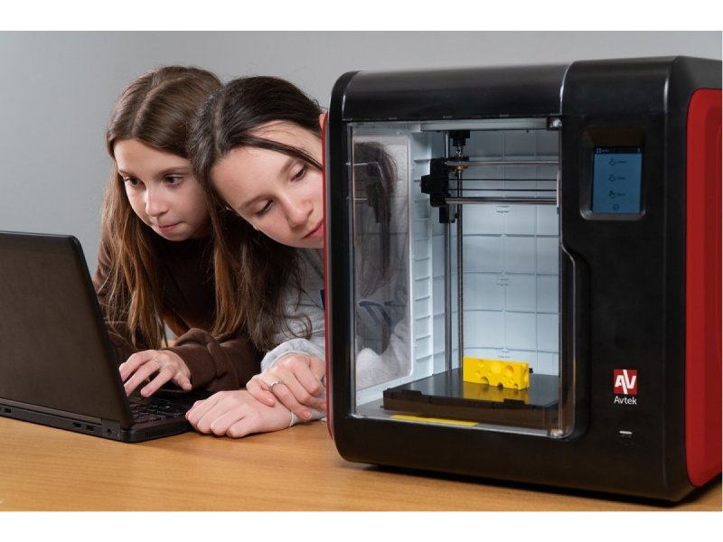 AVTEK Printer Creocube 3D WIFI LED + 4x Filament